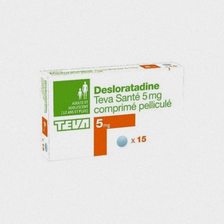 Acheter Desloratadine – Photo d’un comprimé et boîte générique