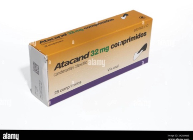 Acheter Atacand - Illustration d'un comprimé et d'une main passant commande en ligne